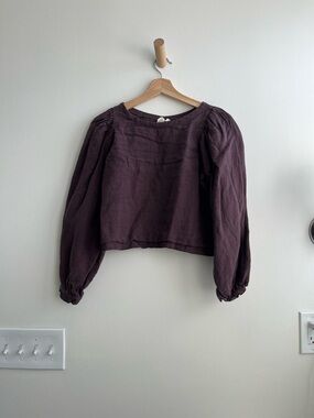 Women's Long Sleeve Puff-Sleeve Top in Deep Plum
